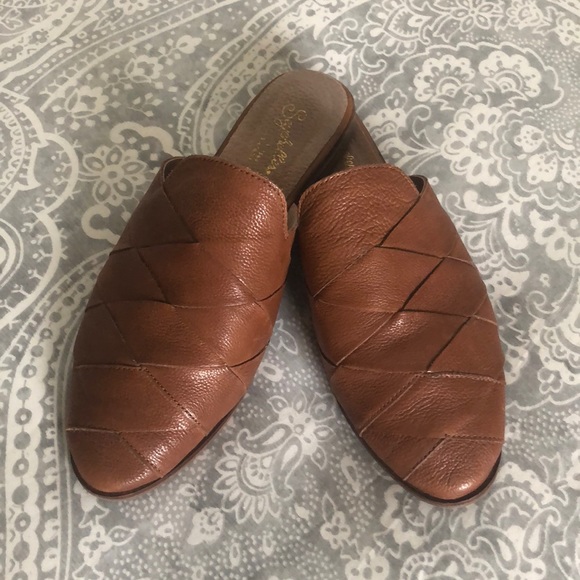 seychelles survival mule tan